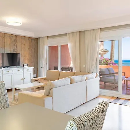 Apartment Beachfront 3br Townhouse With Pool In *