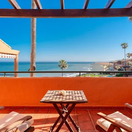 Beachfront 3br Townhouse With Pool In Apartment *
